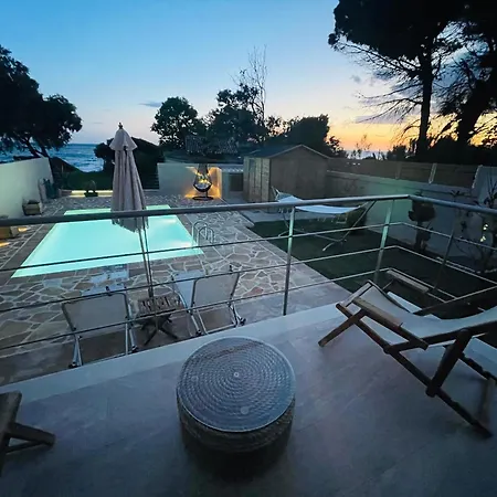 Tsanta House *