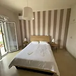 Tsanta House *